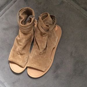 Vince Thalia zip up leather sandals.